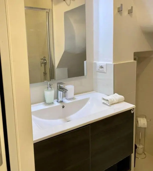 Cozy new studio in the center of Sanremo with balcony