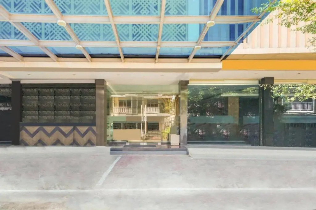 Townhouse Oak Palembang near Palembang Golf Club formerly KR Hotel