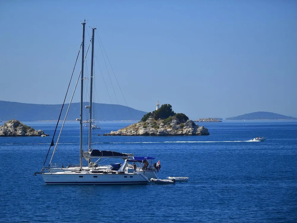 Tidy house with a microwave, 6 km. from the beautiful Trogir