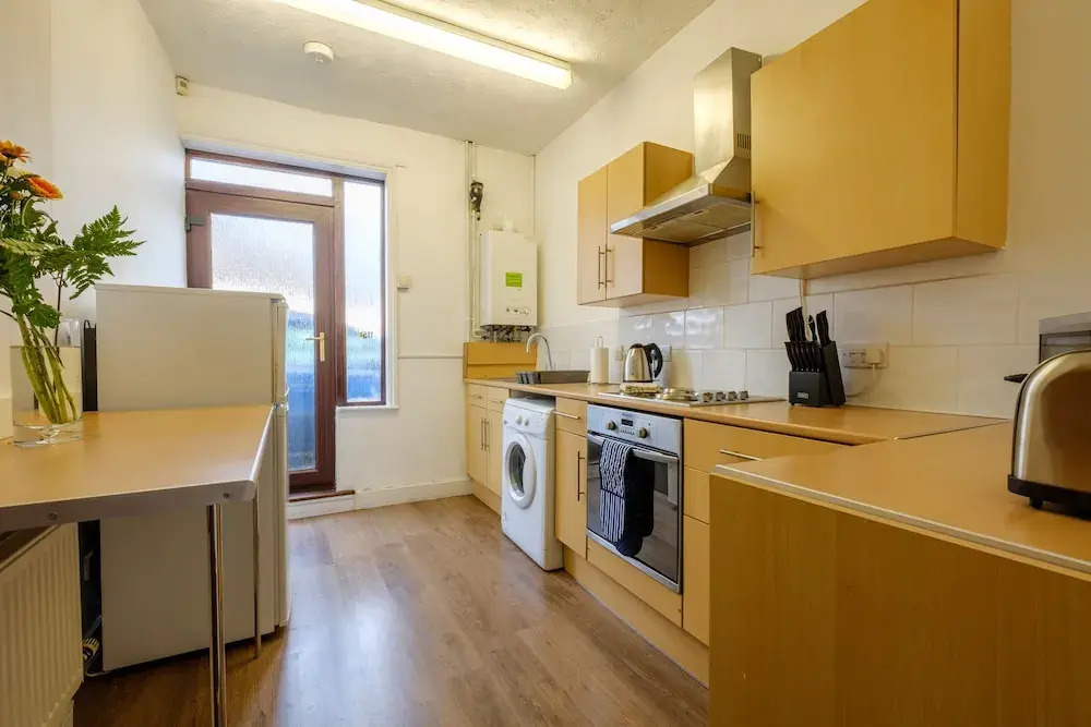 City Road Apartment