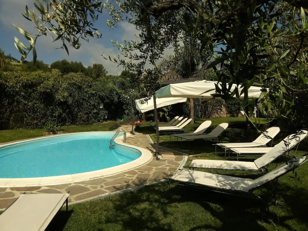 Casa Vacanze Nel Giardino di Renzo - Mareri apartments
