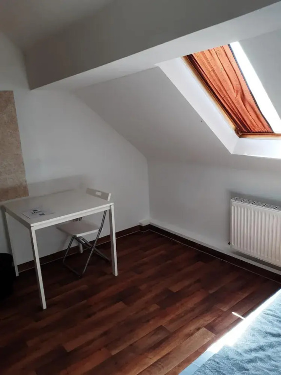 2-Rent Group Hostel Rooms&Apartments EVE168