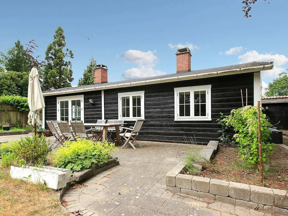 Plush Holiday Home in Hovedstaden With Terrace