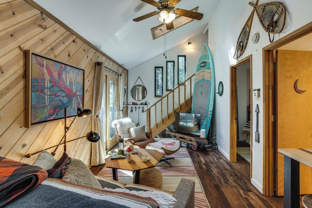 Dog-friendly Cabin 3 Mi to Big Trees State Park