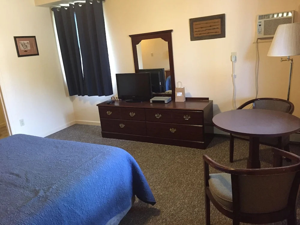 Historic Mansion House Inn