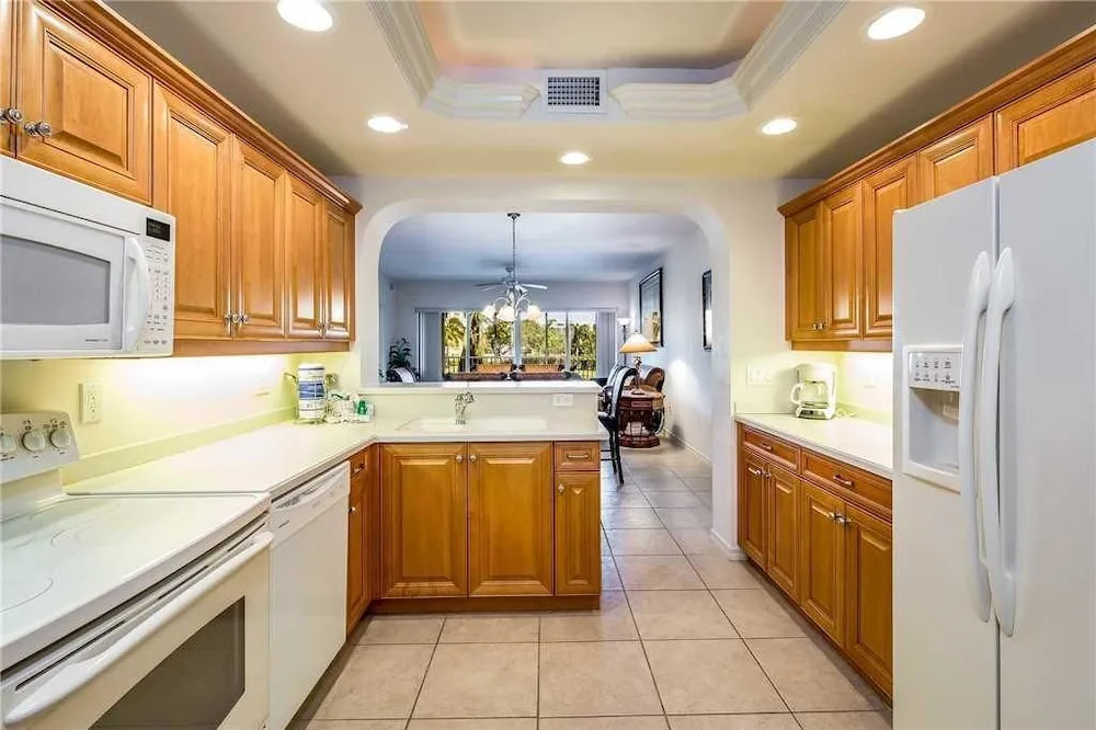 Bella Lago 123 - Two Bedroom Condo