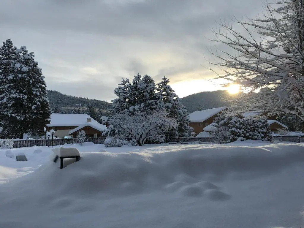 Blue Elk Inn