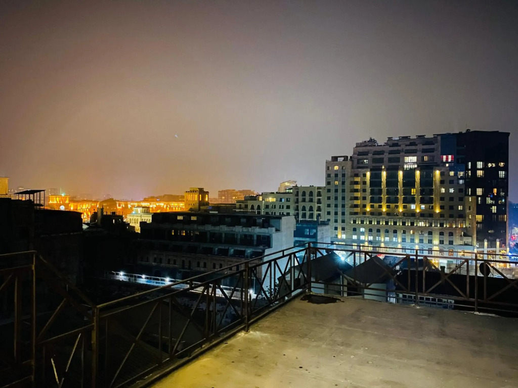 Teryan street 3 bedrooms Luxury and Unique apartment TT777