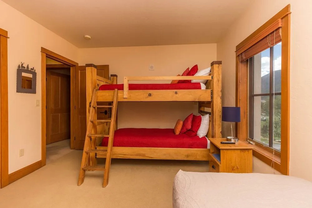 Oro Grande #206 - 2 Br Condo