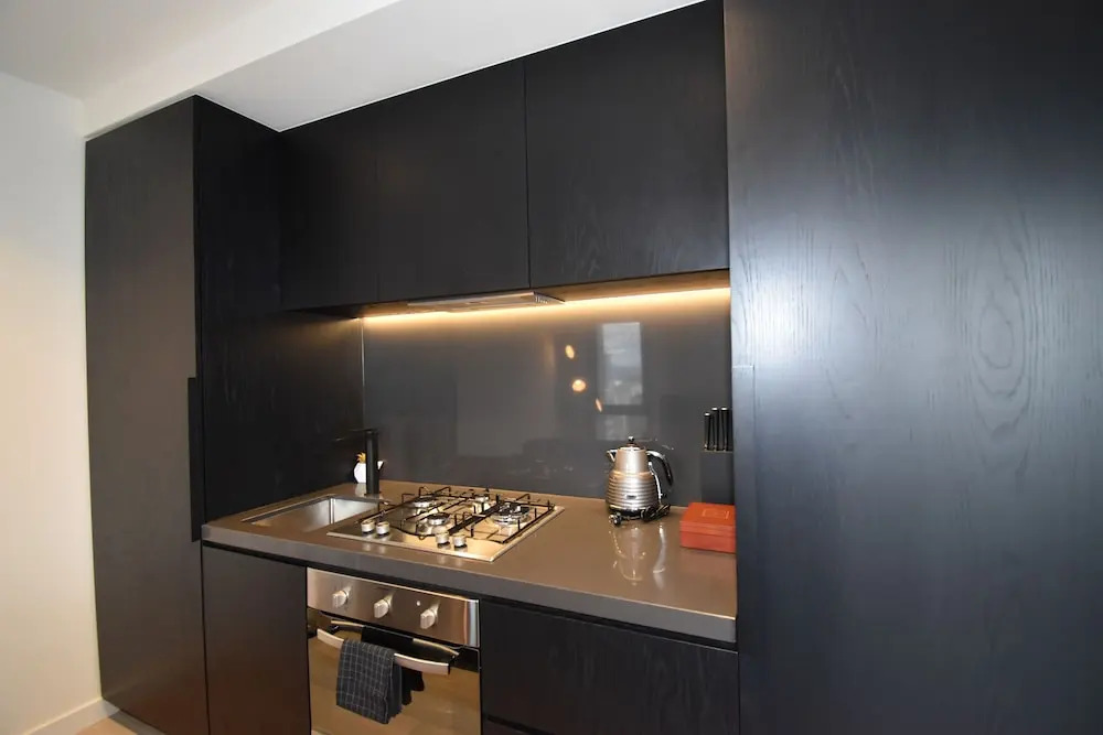 Melbourne Empire Apartments