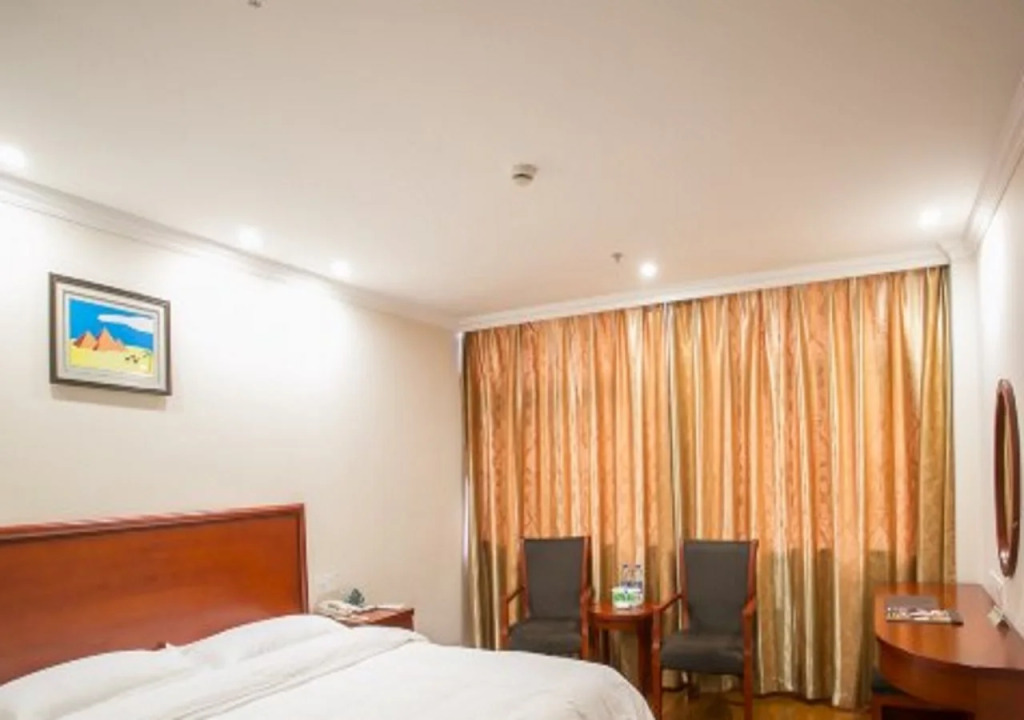 GreenTree Inn ZheJiang Shaoxing Coach Station Business Hotel