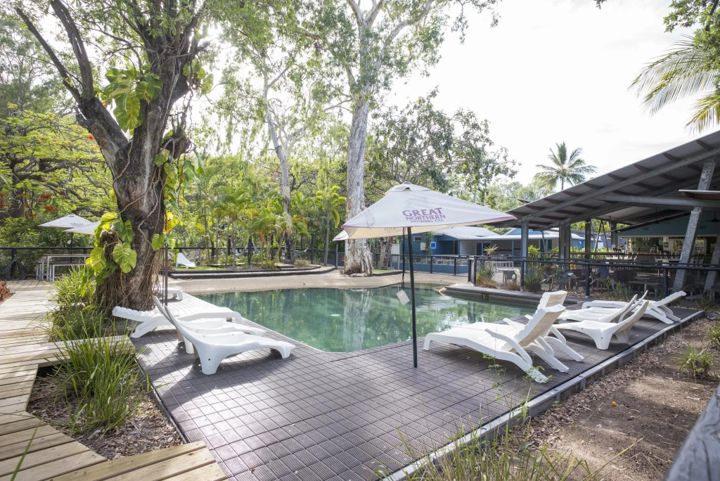 Bounce Magnetic Island and Koala Park