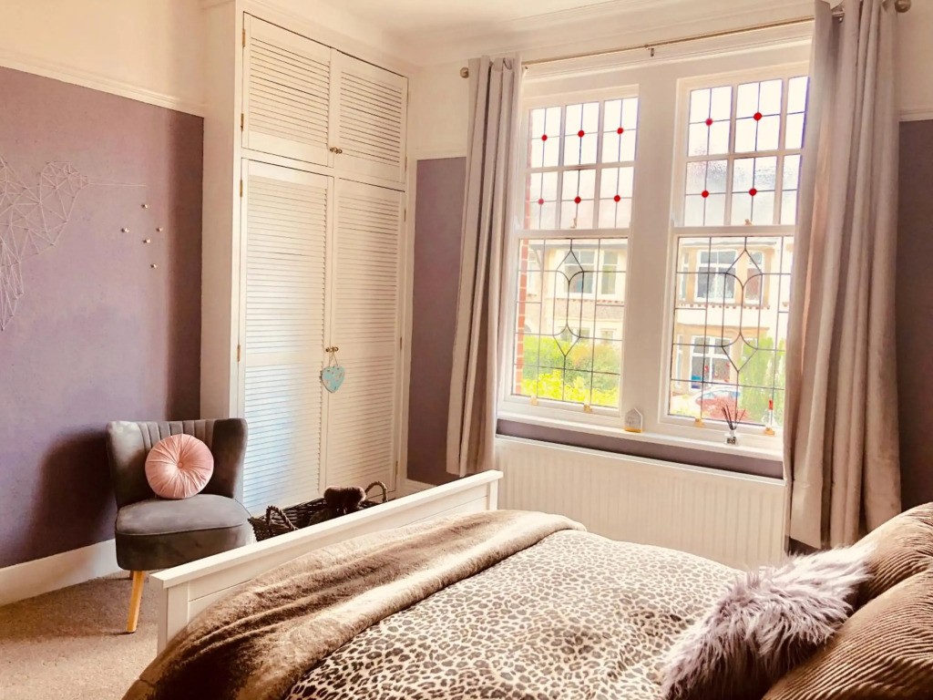 LUXURY Coastal 4 Bed FAMILY Home In Whitley Bay - 5 Mins To The Beach - Sleeps 9