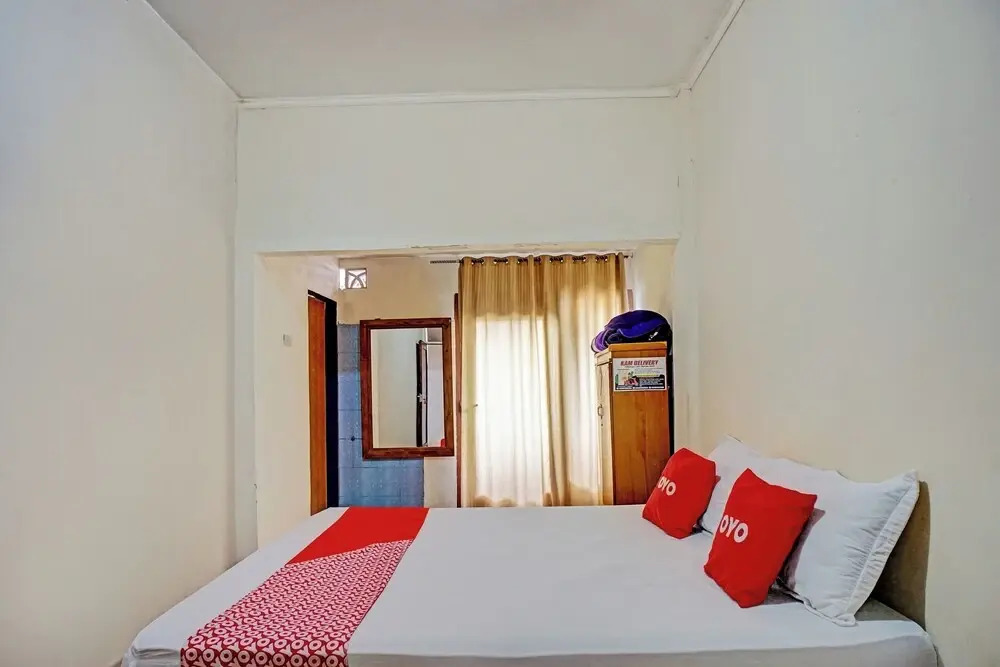OYO 93264 Penginapan Syari'ah Berlian