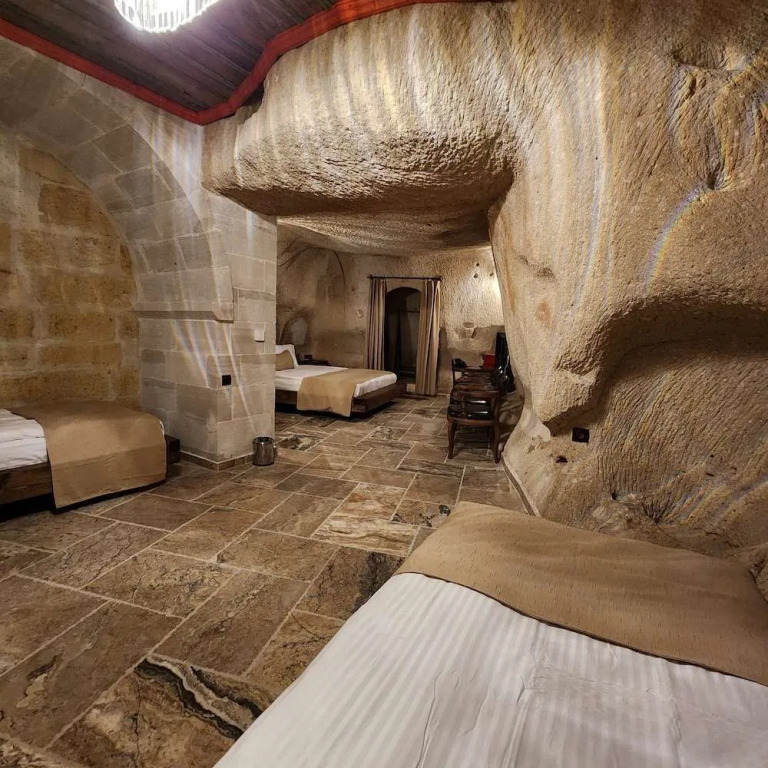 Noahs Ark Cave Hotel