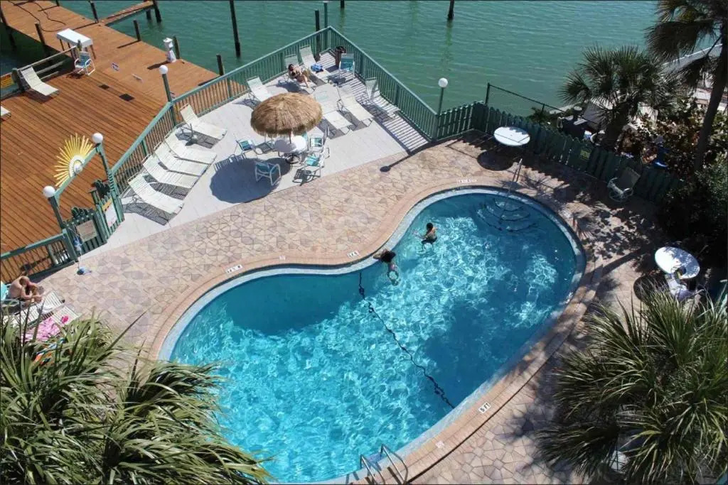 404 Dockside