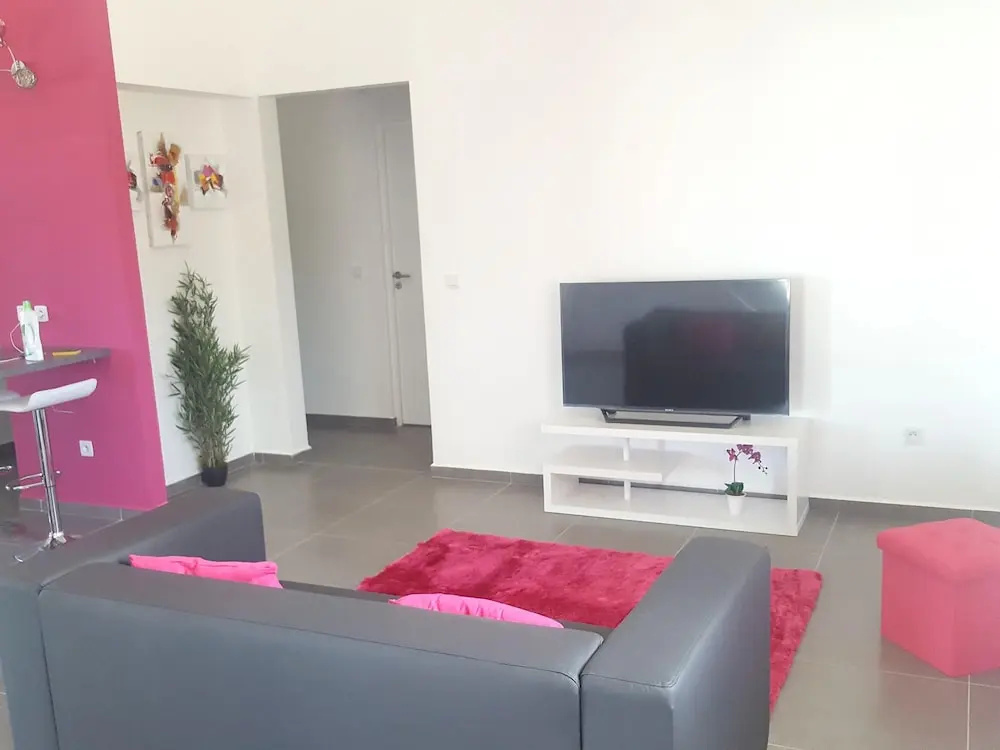Villa With 3 Bedrooms In Le Moule With Private Pool Enclosed Garden And Wifi 2 Km From The Beach