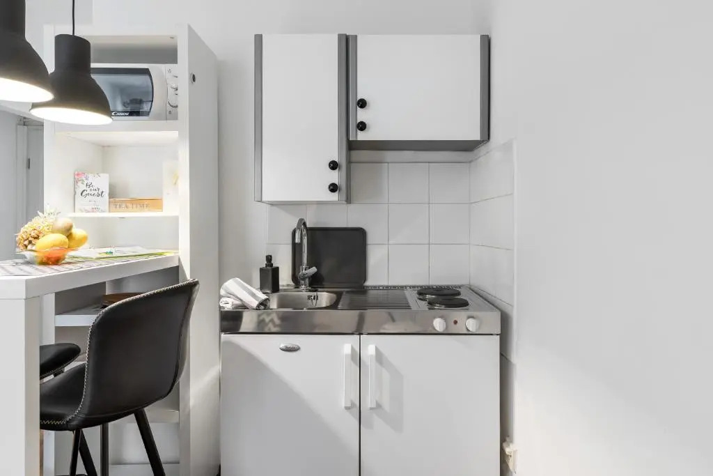Bright & Modern 200m from DIOCLETIAN'S PALACE