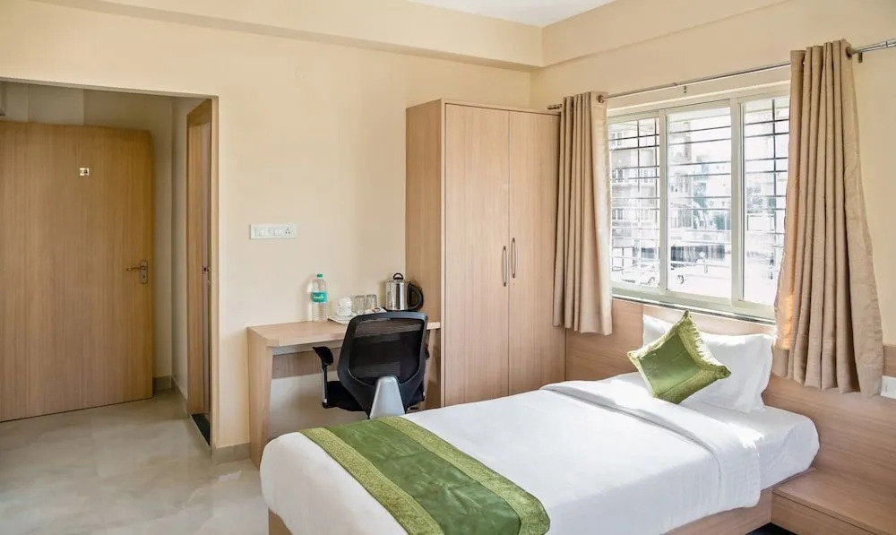 Treebo Indus Residency Premium