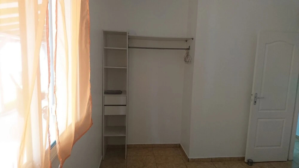 House With 2 Rooms in Port-louis, With and Enclosed Garden - 800 m Fro