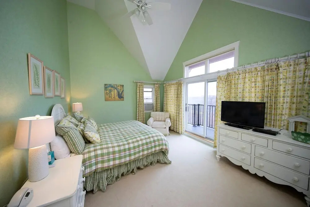 Luxury 6Br Solitude Village- Indoor Bball Court, Private Tub Home