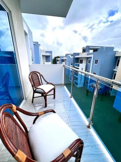 Amazing apartment in thecity 30mins from the beach