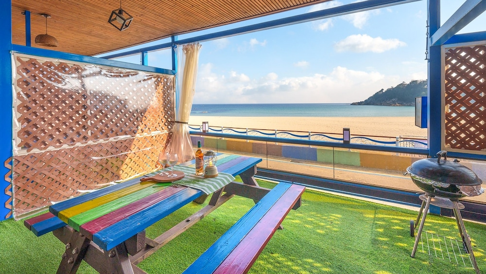 Goseong CNBLUE Oceanview Pension