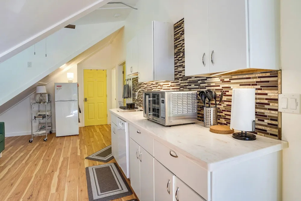 Winter Haven Apt: 1 Mi to Polk State College!