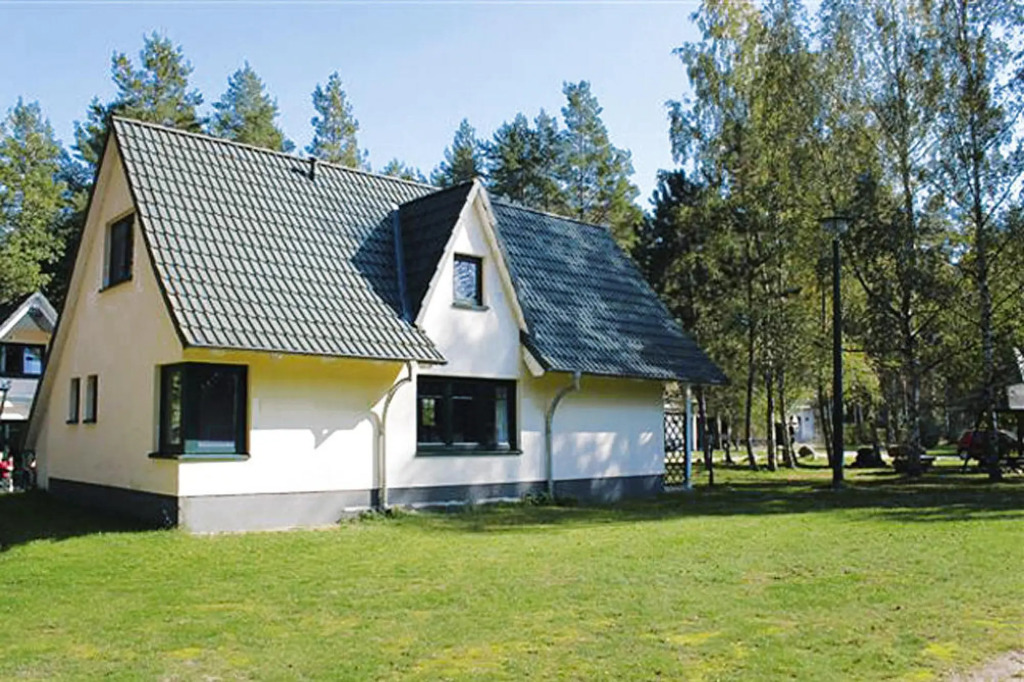 Semi-detached Houses at the Drewitzer See, Drewitz