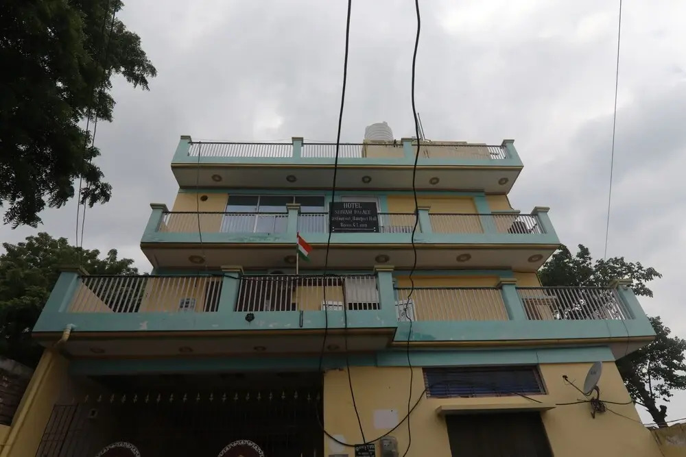 SPOT ON 92037 Jokotole 2 Homestay