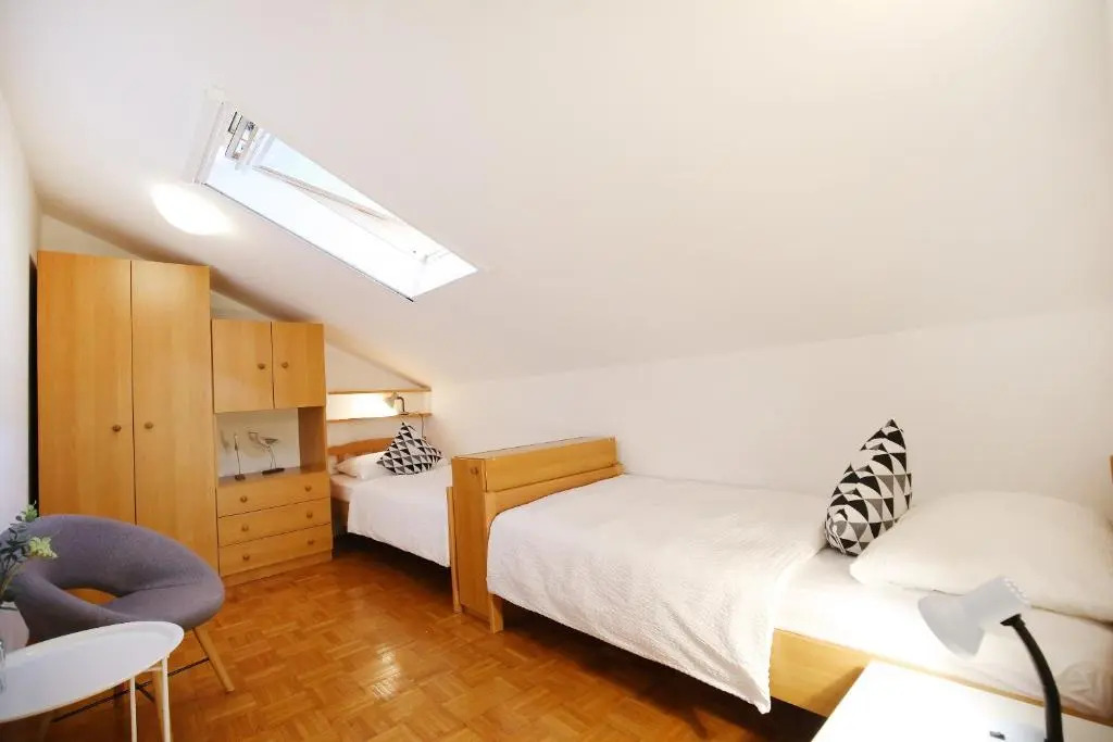 Stomorica Apartments
