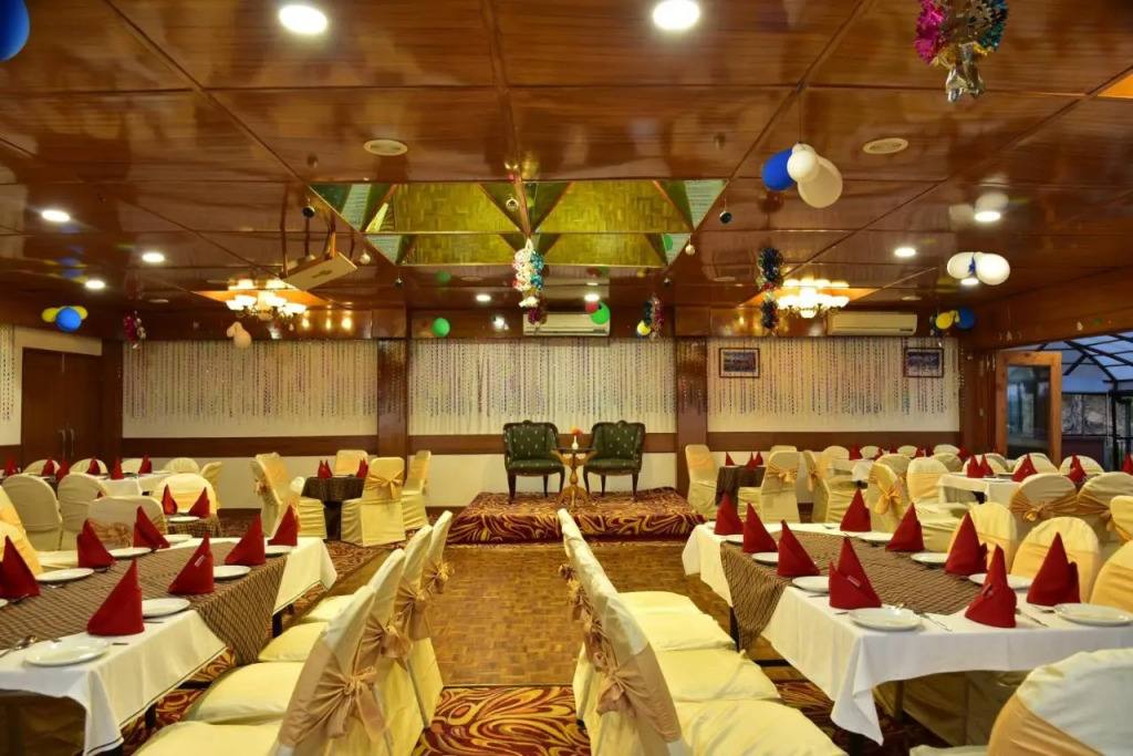 Asia Spa Resort Centrally Air Conditioned with Heated Swimming Pool For Your Comfort Just a 10 minute drive from McLeod Ganj Market