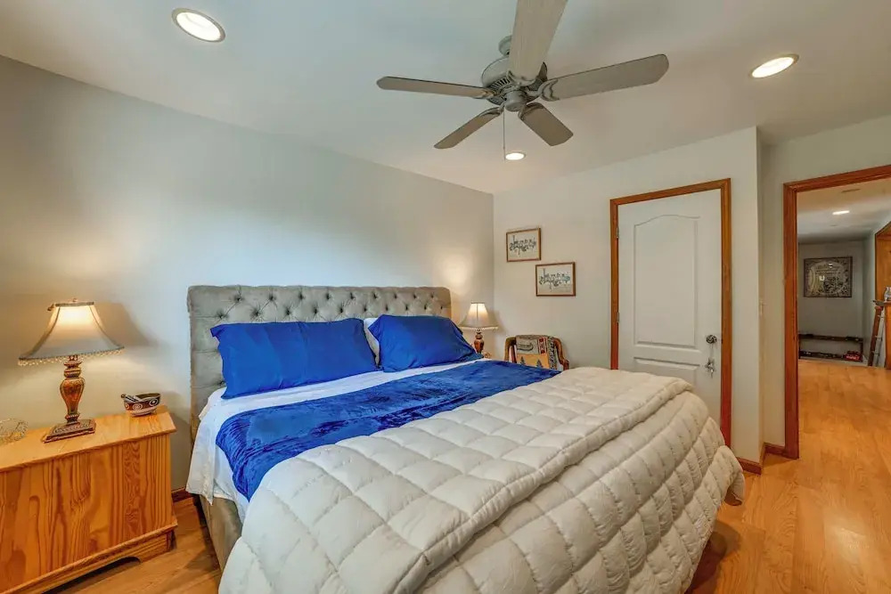Serene Home w/ Deck, Pond & Mtn Views in Jefferson