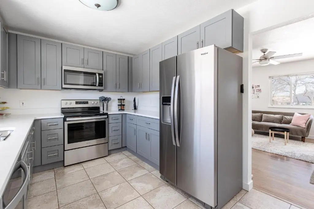 Well-Stocked, Family Friendly Home on the Westside STR-1669