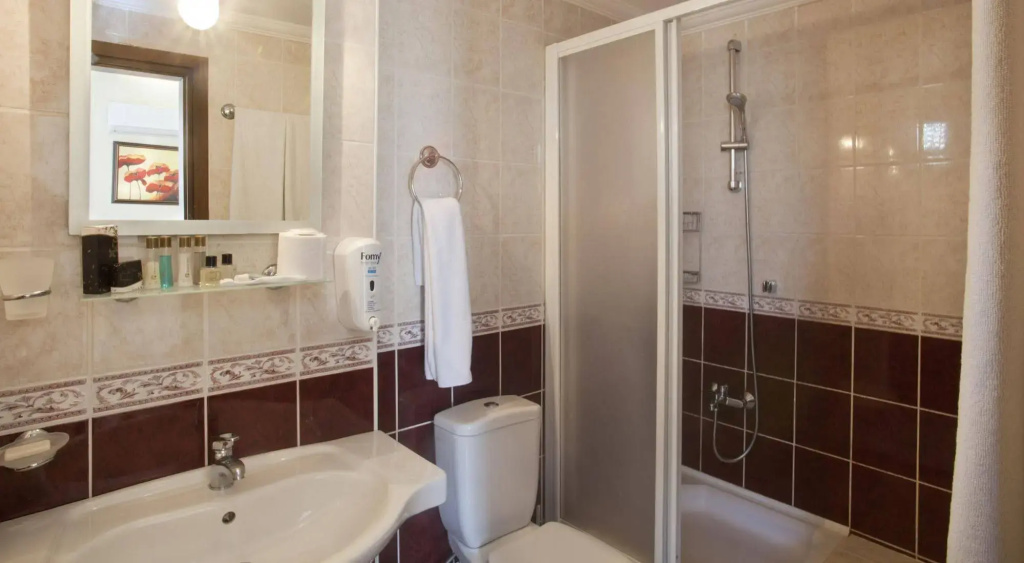 Triana Hotel