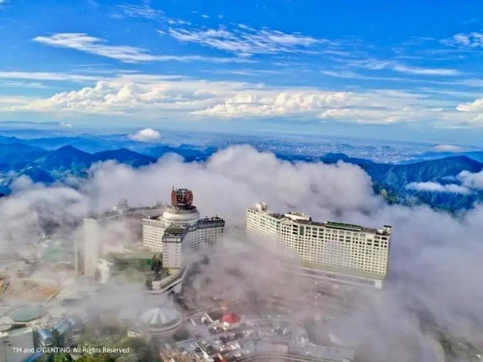 Genting Windmill Amazing Sky Pool 2bedroom With Aircon Wi-Fi
