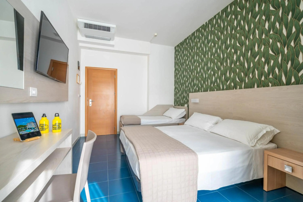 Hotel Lotus