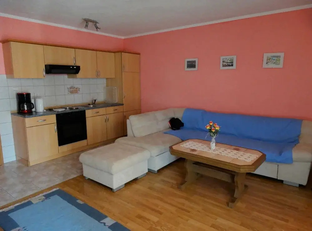Cozy Retreats in Crikvenica Quiet Neighborhood