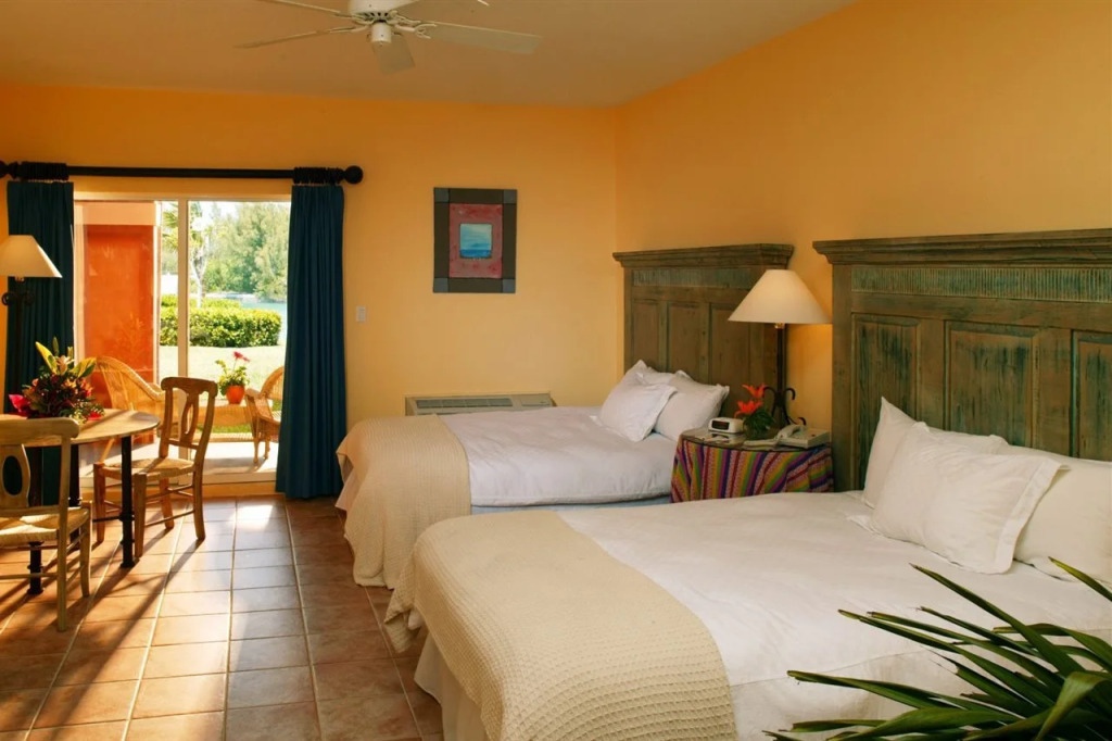Pelican Bay Hotel