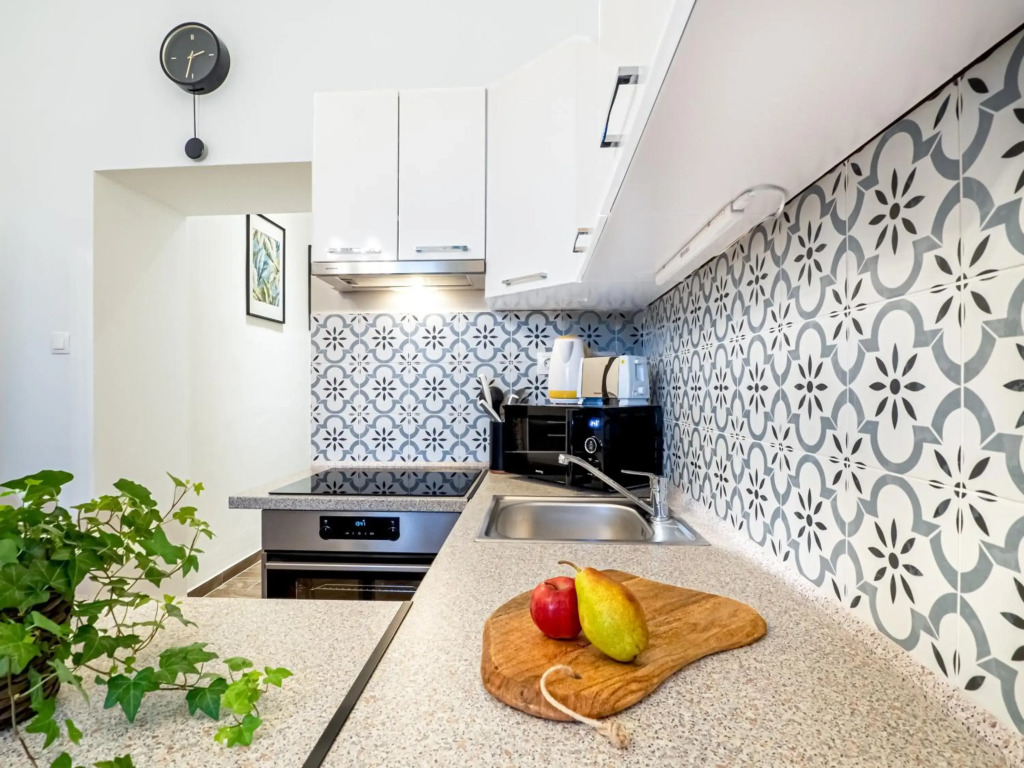 Gogol Studio Apartment