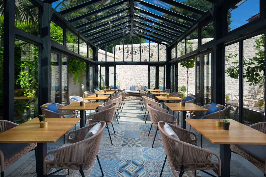 Almayer Art & Heritage Adults Only Hotel and Dépendance rooms