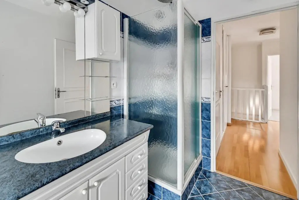 Le Saint-Eloi Luxury Apt private parking with AC 6 pers Colmar old town