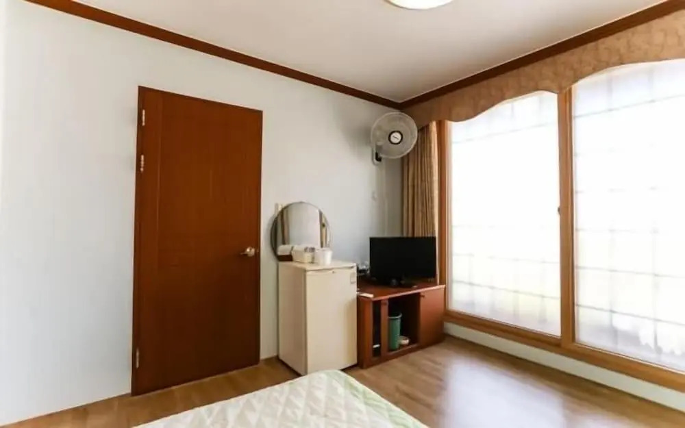 Naksan Crova Condotel