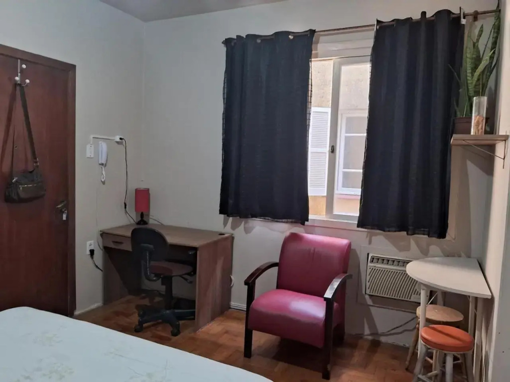 Pequeno e aconchegante Studio, bem localizado
