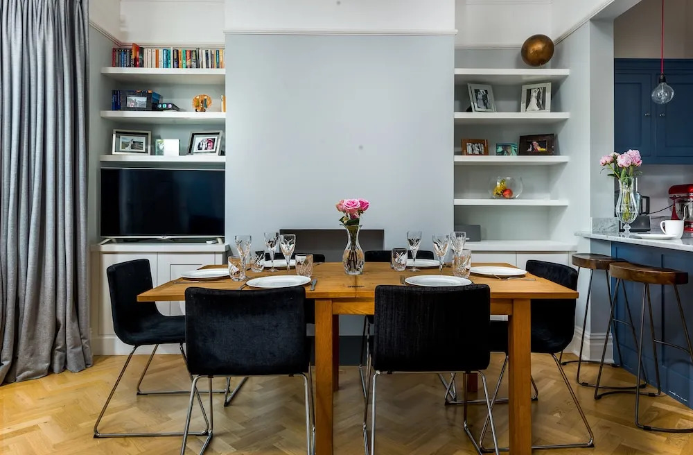 Blissful Battersea Home by Clapham Common