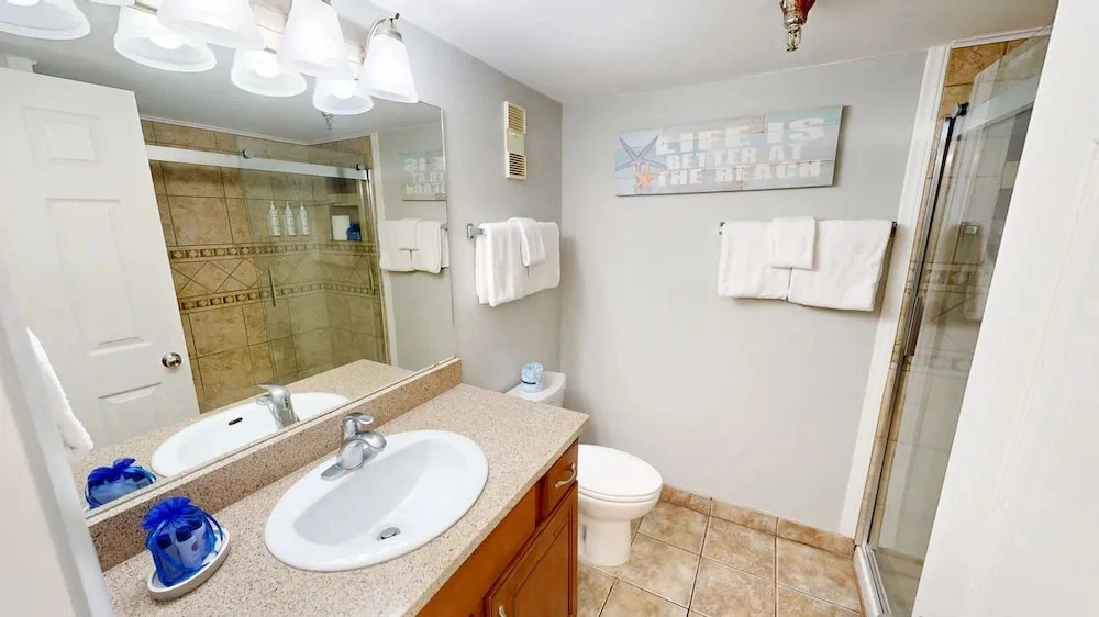 Islander Beach Resort 405 Condo