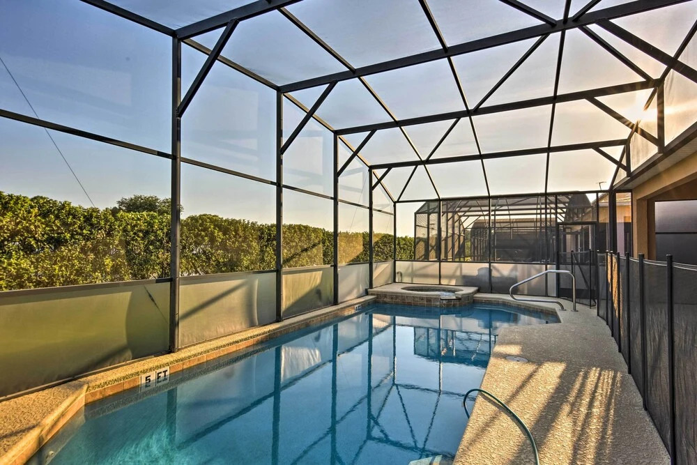 Luxe Terra Verde Villa w/ Theater: 6 Mi to Disney