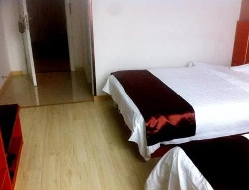 Thank Inn Plus Hotel Yancheng Jianhu Guanhua Road