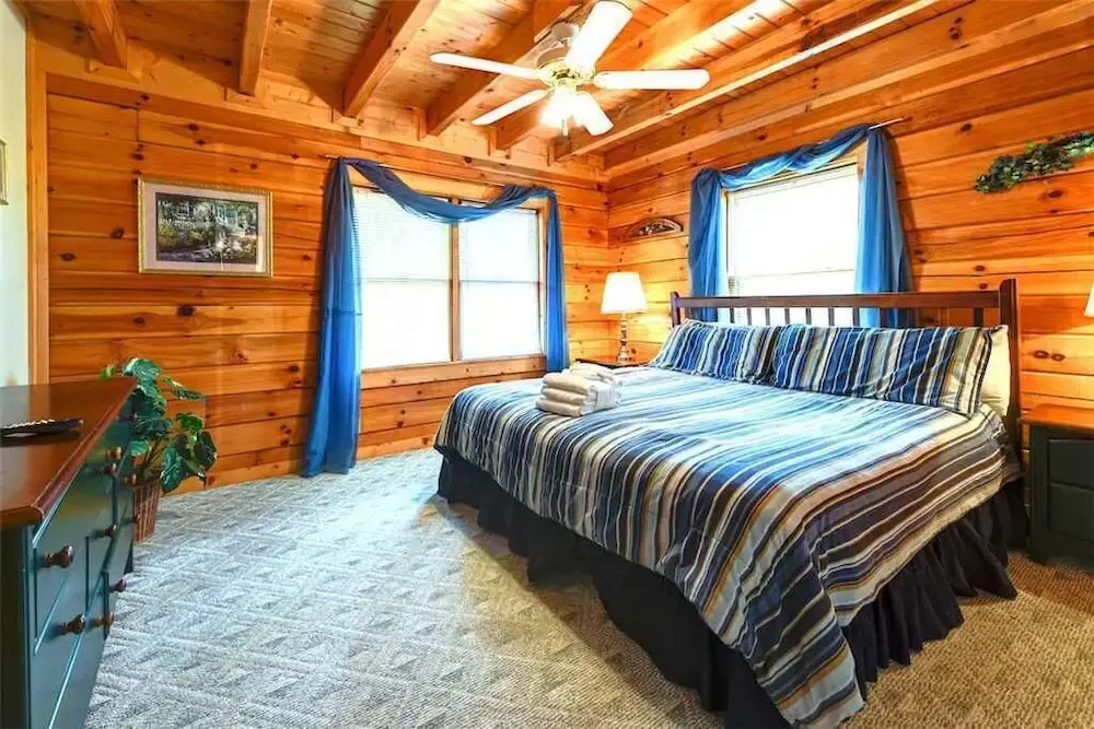 Cherished Memories, 2 Bedrooms, Jetted Tub, Near Golf Course, Sleeps 6