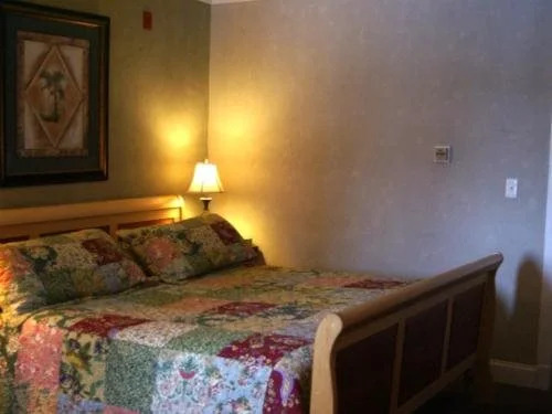 The Jay Village Inn